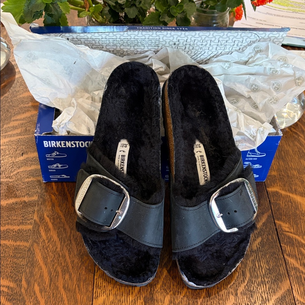 Birkenstock Madrid Big Buckle Shearling; size 39/8.5 NWT